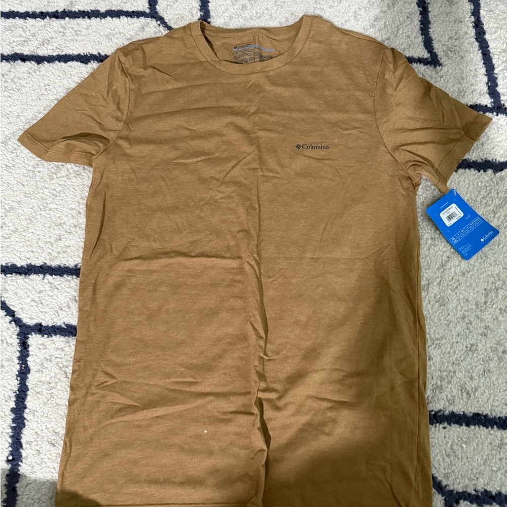 Columbia Tan Short Sleeve Tee Versatile Crew Neck